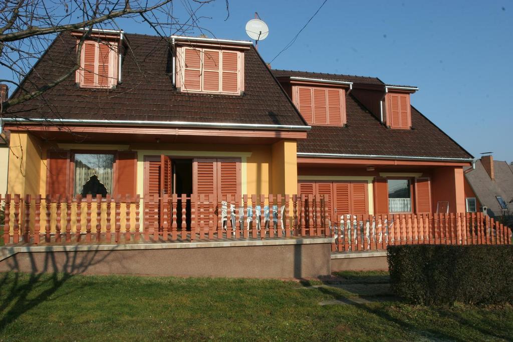 Edina Apartman Zalakaros Zimmer foto